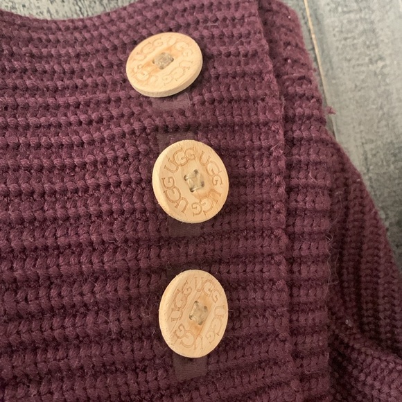 UGG Classic Cardy Knit Burgundy High Boots, Size 7, Preloved - Picture 6 of 9